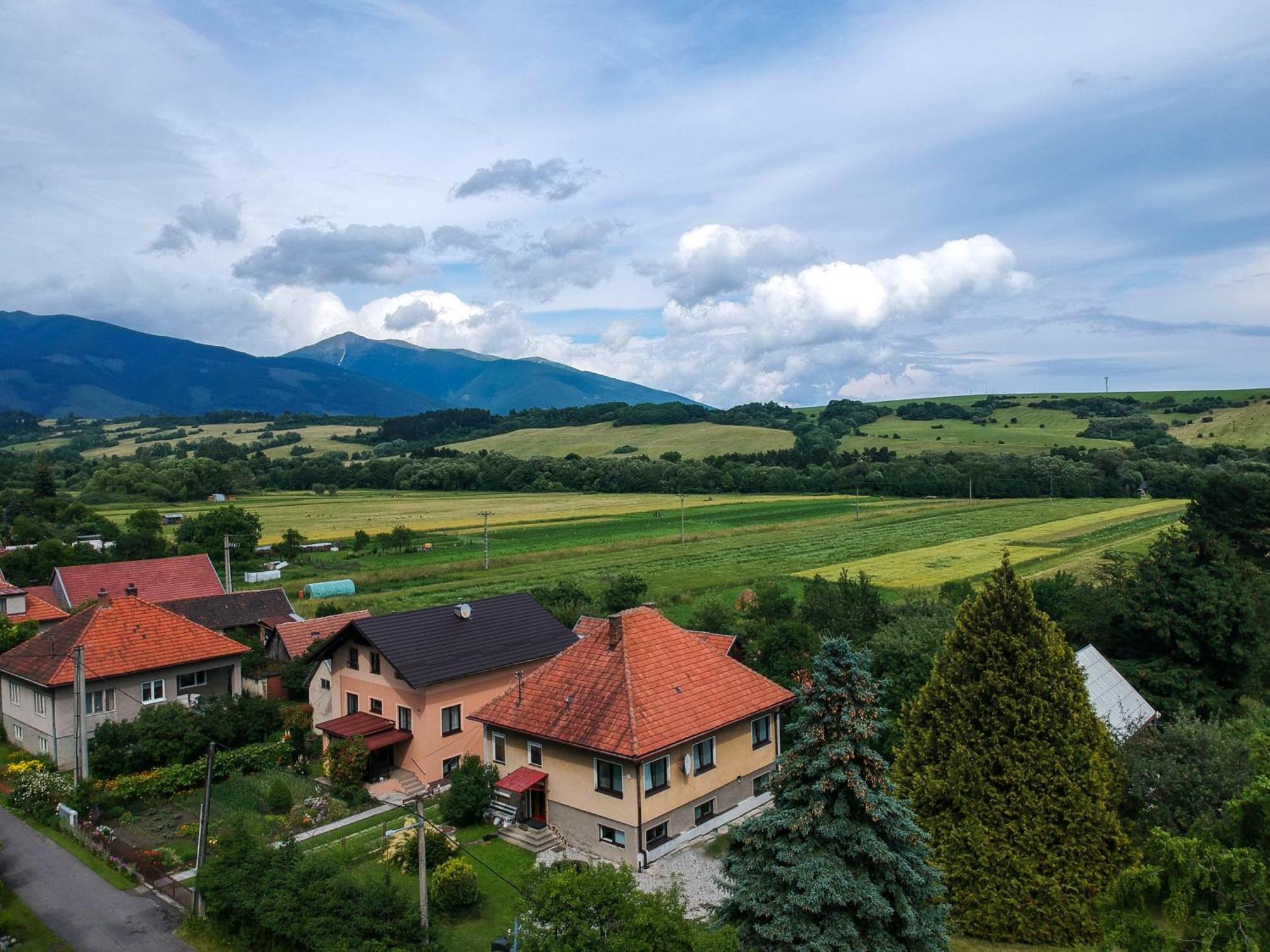 Chalupa V Zapadnych Tatrach Bobrovec Exterior photo